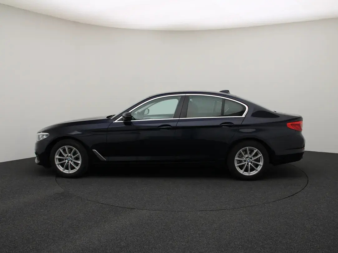 BMW 520 MHEV Executive Edition 2.0 140kW 2020, photo 6/42