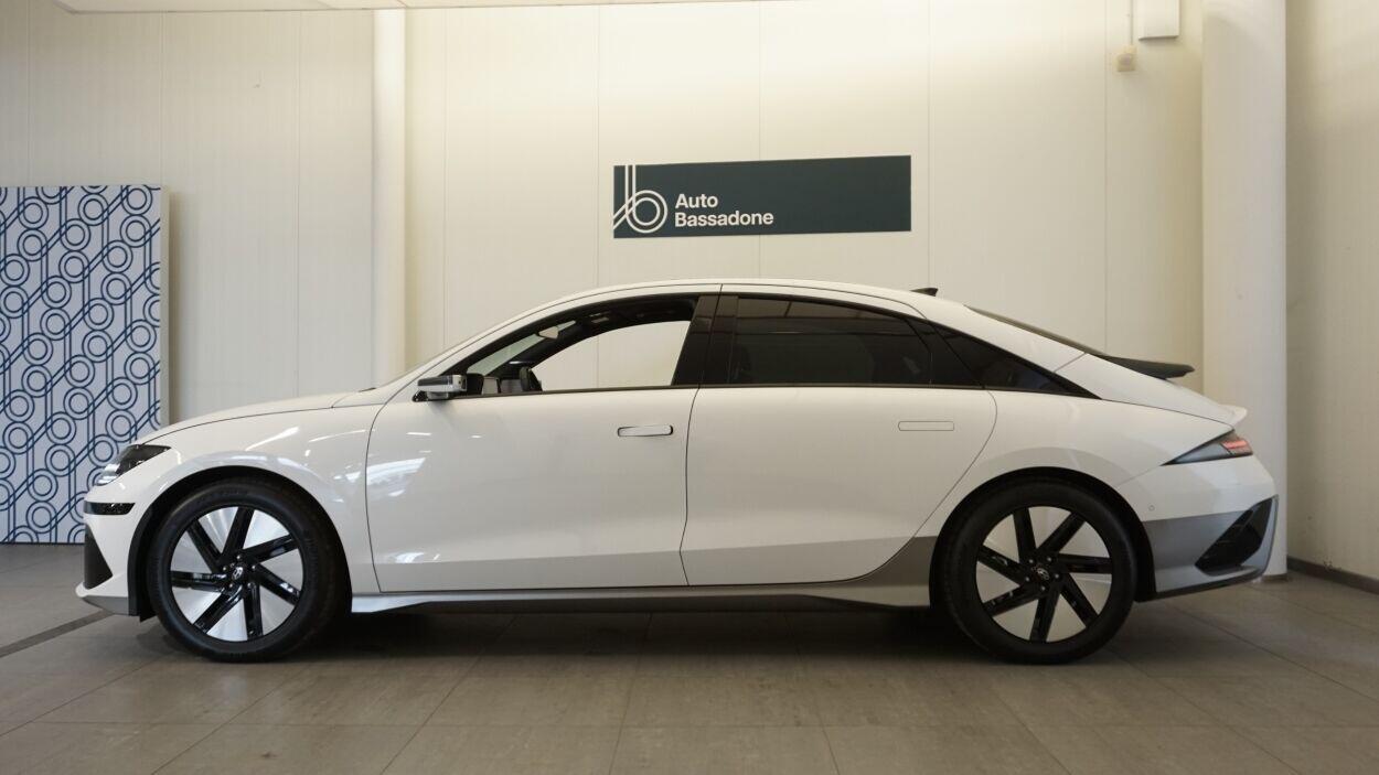 Hyundai Ioniq 6 2023, photo 2/31