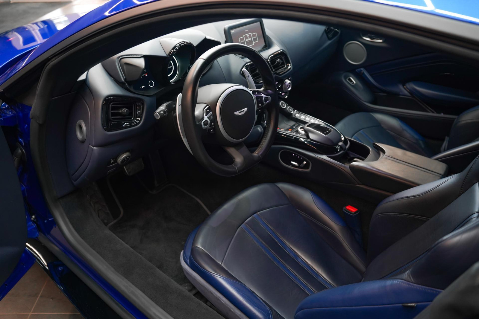 Aston Martin Vantage 4.0 V8 375kW 2018, kuva 7/12