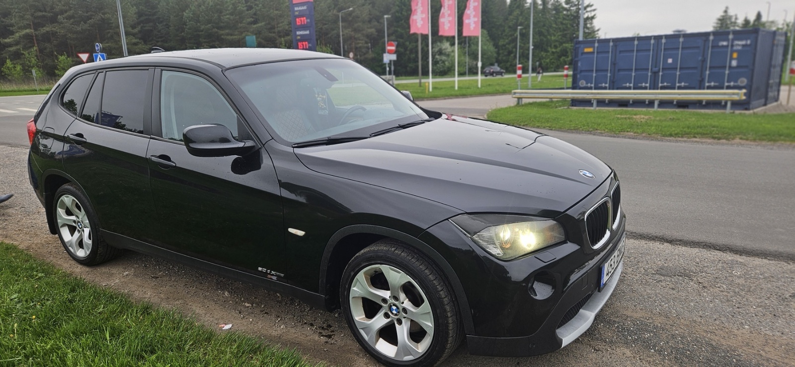 BMW X1 2011, kuva 2/19