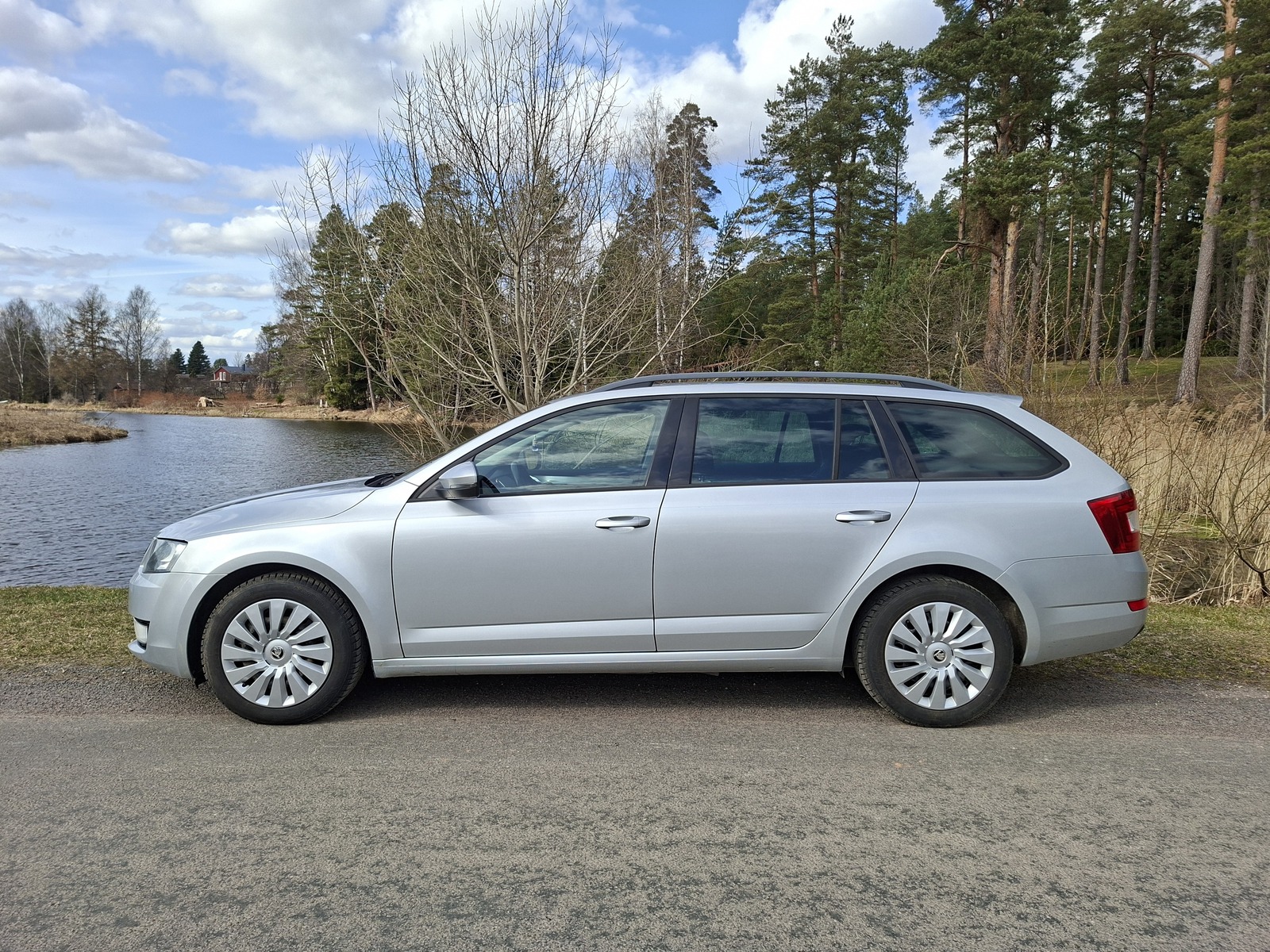 Škoda Octavia 2015, photo 2/11