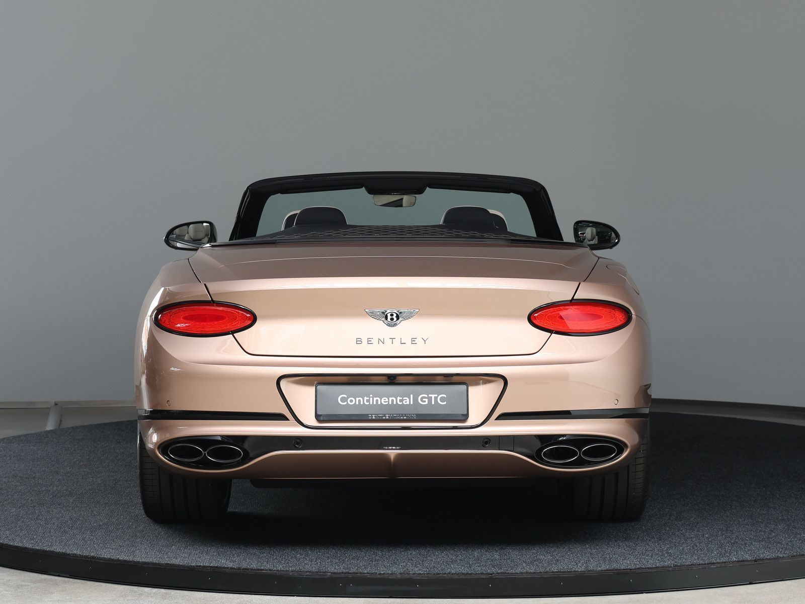 Bentley Continental GTC 2024, kuva 4/18