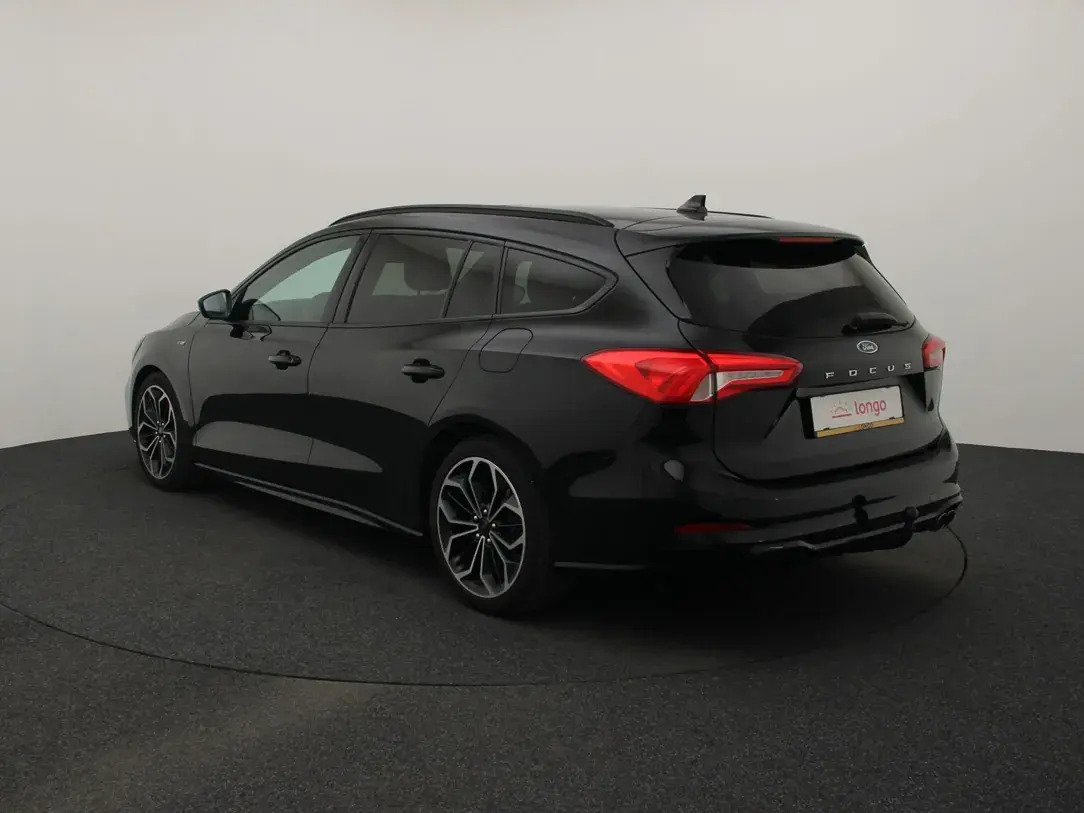 Ford Focus 2019, photo 7/36