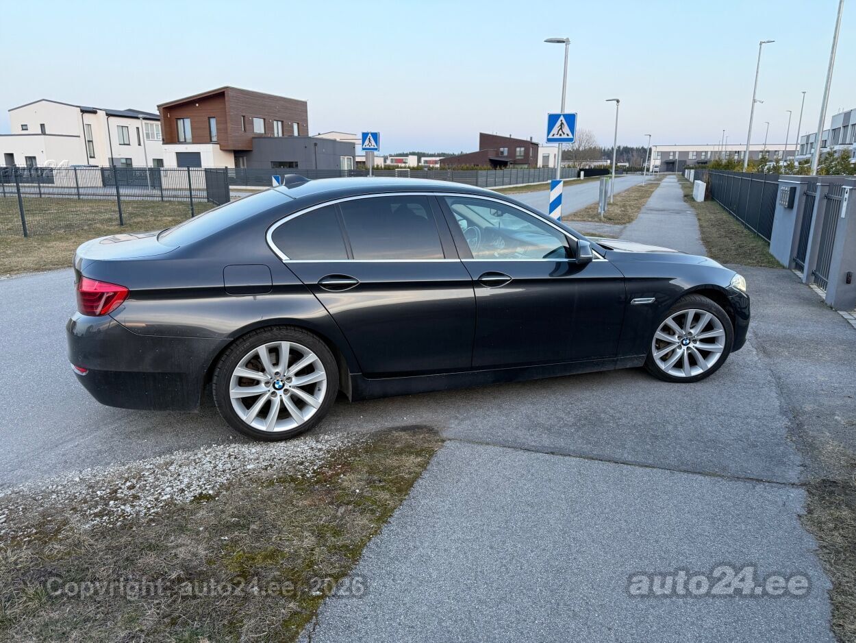 BMW 530 2015, photo 5/9