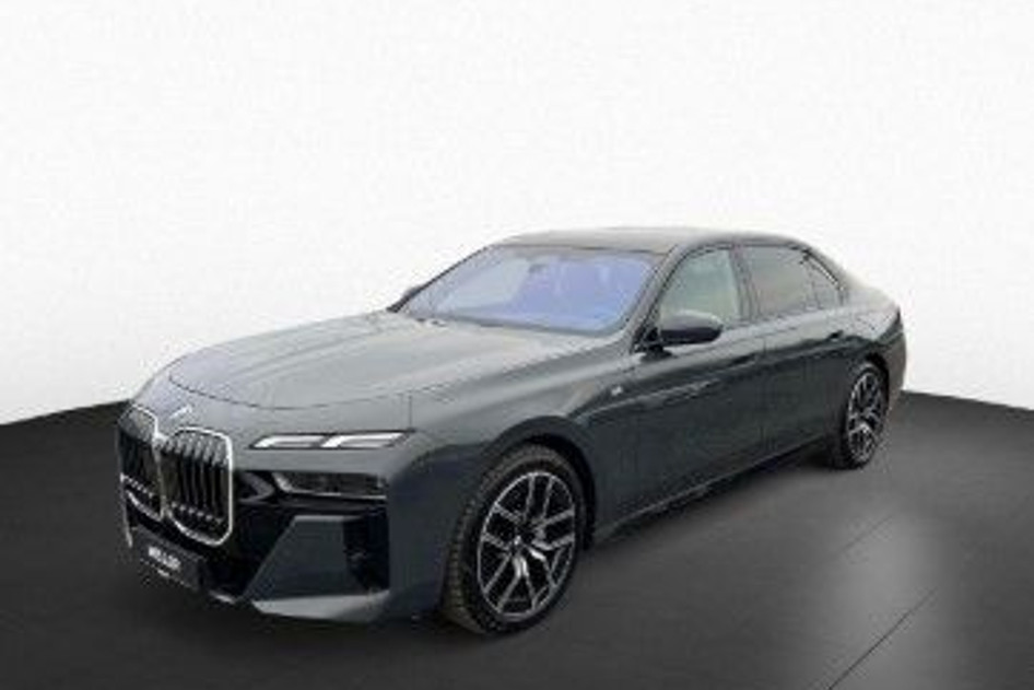 BMW 740, 2024, 220 kW, diesel, automatic, four-wheel drive