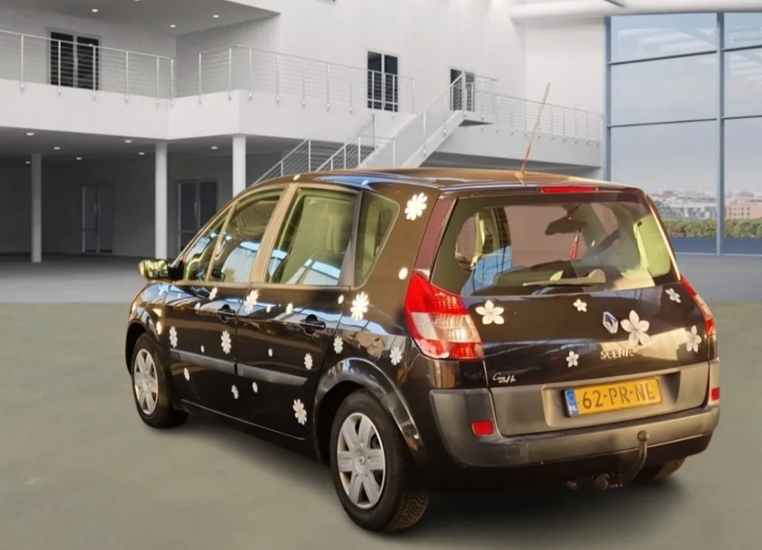 Renault Scenic 2005, photo 2/10
