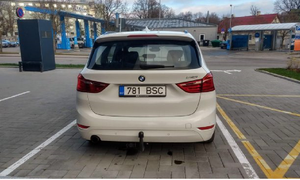 BMW 218 2015, kuva 3/6