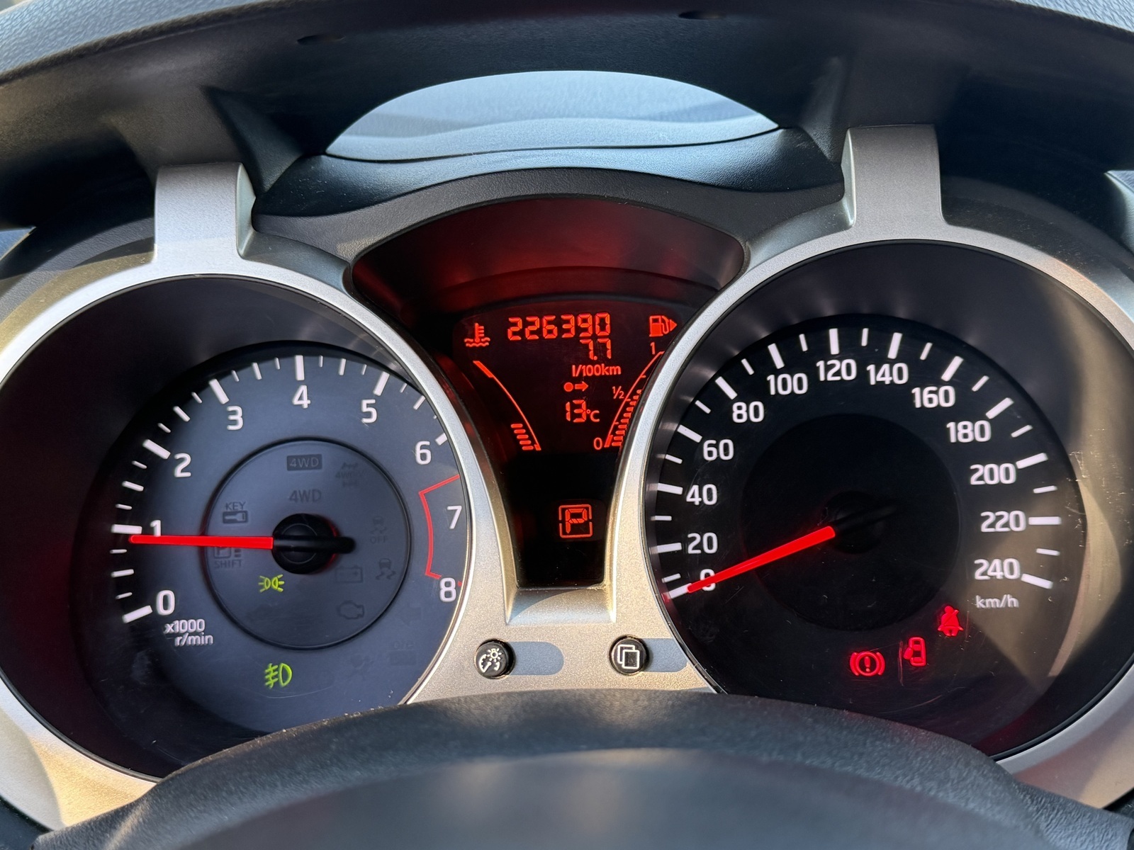 Nissan Juke 2012, kuva 3/9