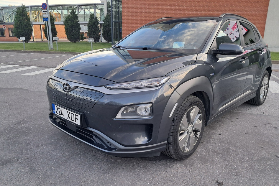 Hyundai Kona, 2020, 28 kW, electric, automatic, front-wheel drive