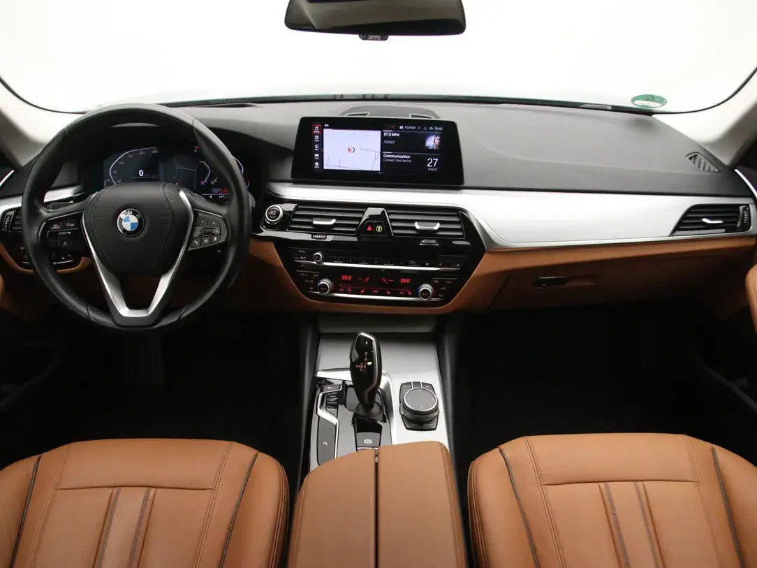BMW 520 MHEV Executive Edition 2.0 140kW 2020, photo 2/42