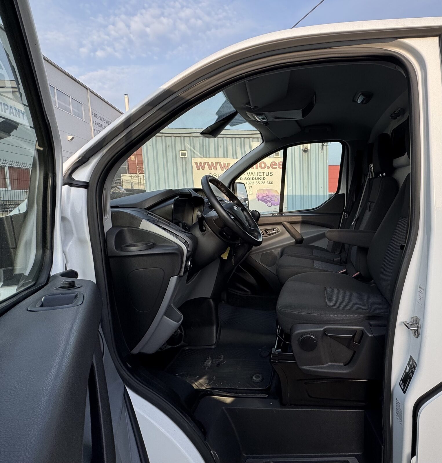 Ford Transit Custom 2016, kuva 4/13