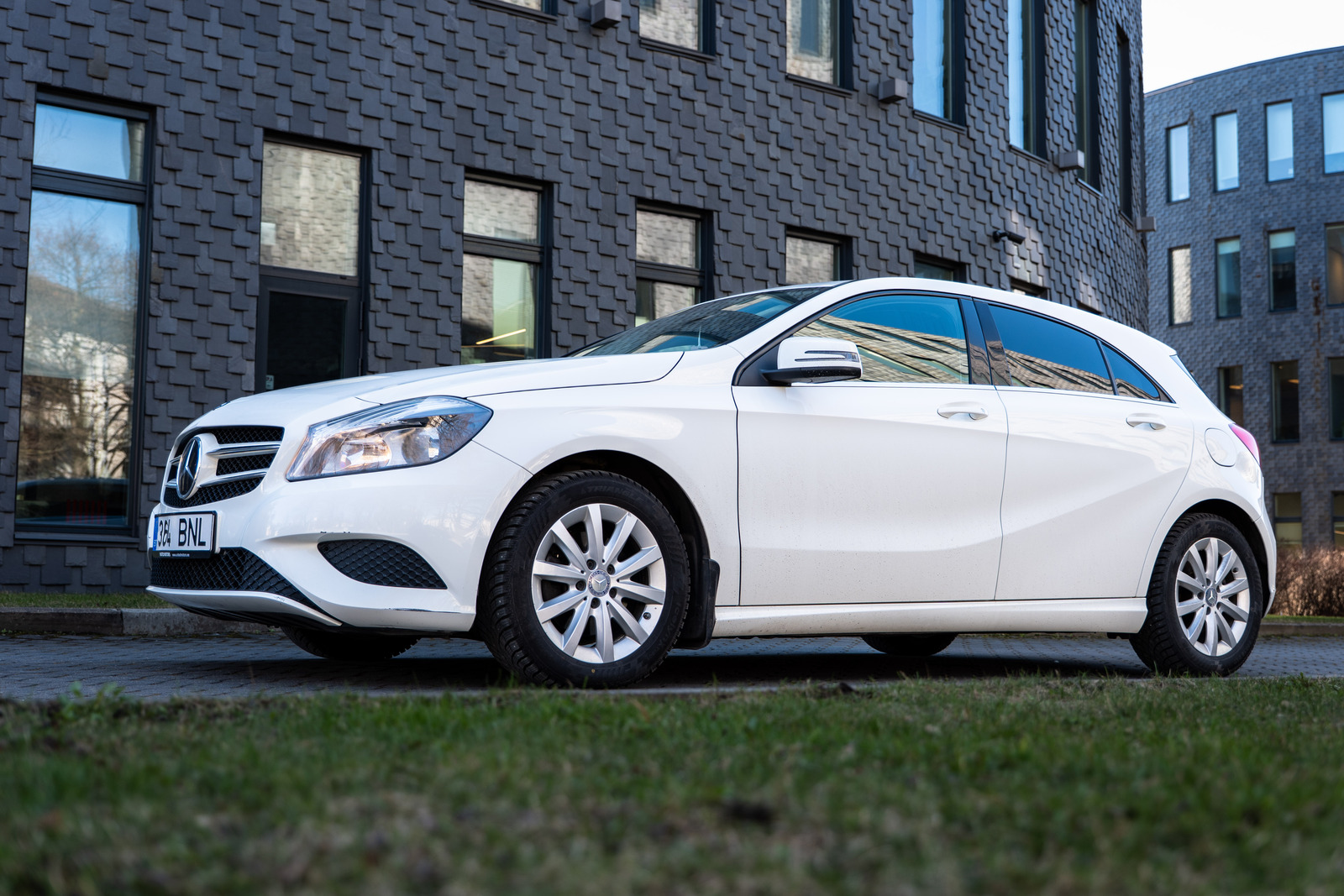 Mercedes-Benz A 180 2015, kuva 4/22
