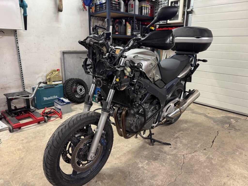 Yamaha TDM 900A 2008, photo 2/3