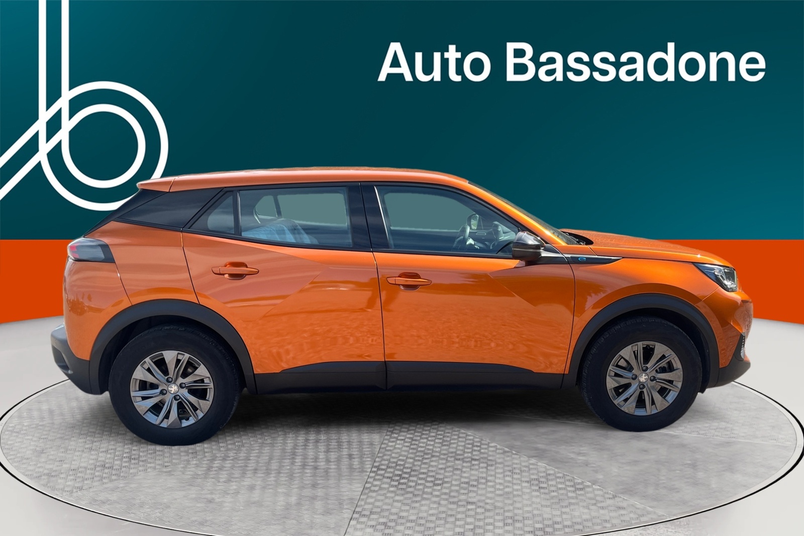 Peugeot 2008 2023, photo 6/17