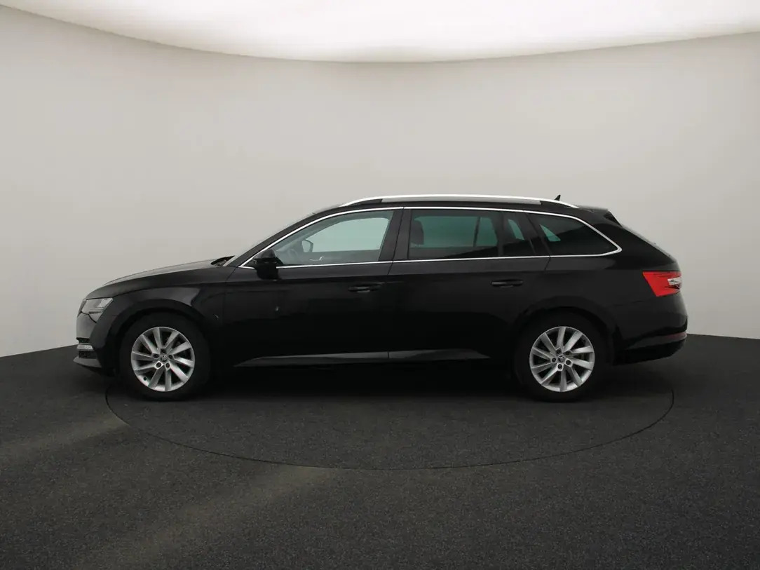 Škoda Superb 2020, kuva 6/10