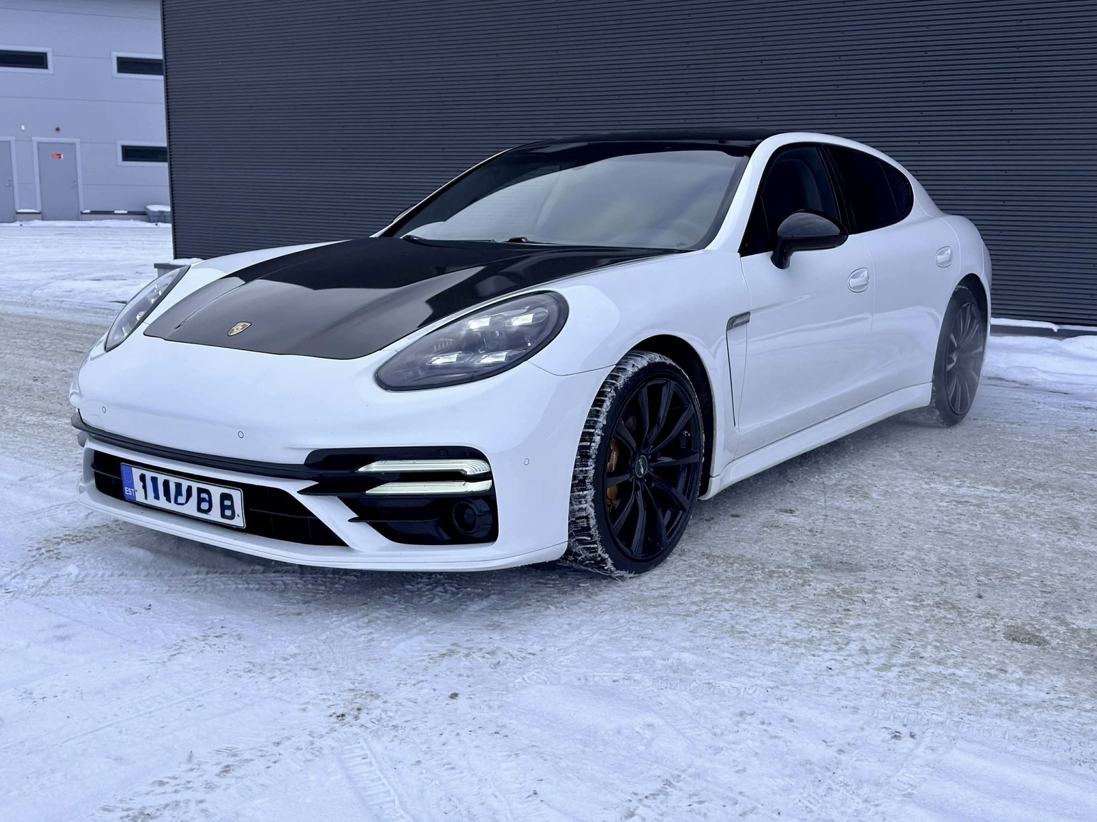 Porsche Panamera 2009, photo 2/10
