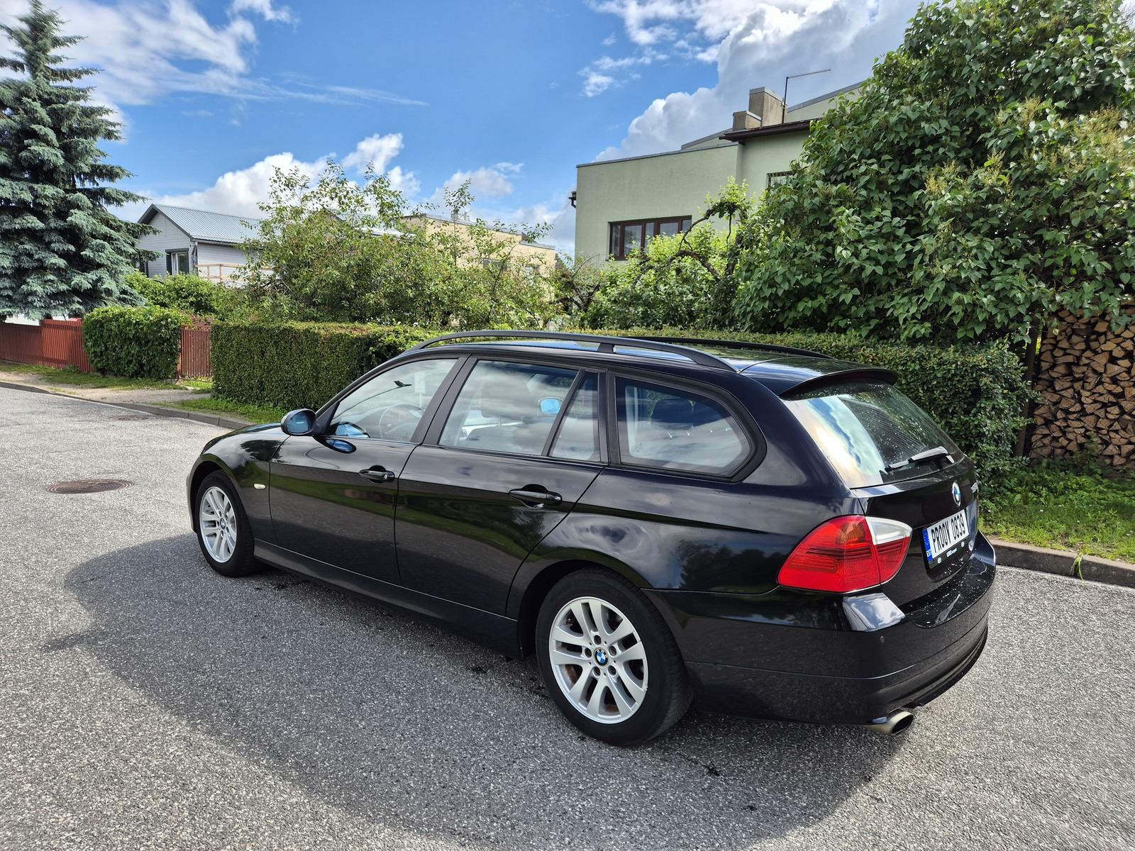 BMW 318 2008, kuva 2/7