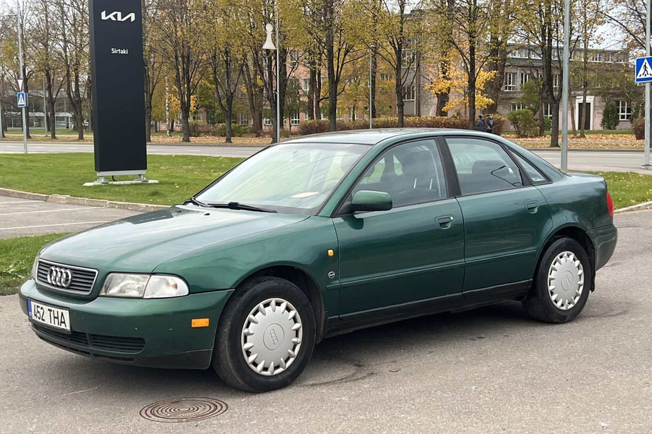Audi A4, 1997, 1.6, 74 kW, бензин, механическая, передний привод