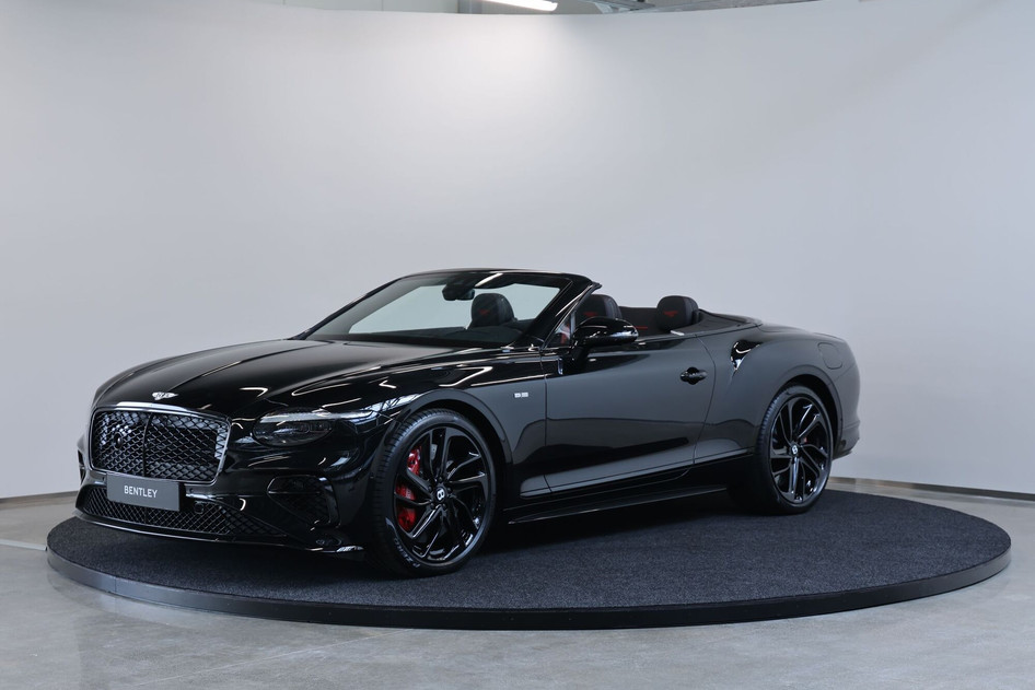 Bentley Continental GTC, 2026, 4.0, 575 kW, uzlādējams hibrīds (benzīns/elektrība), automātiskā, pilnpiedziņa