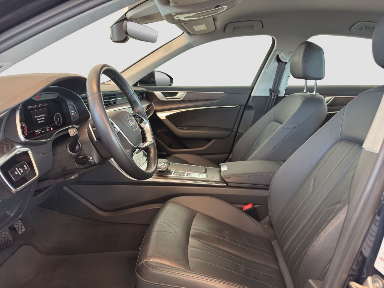 Audi A6 2021, photo 6/12