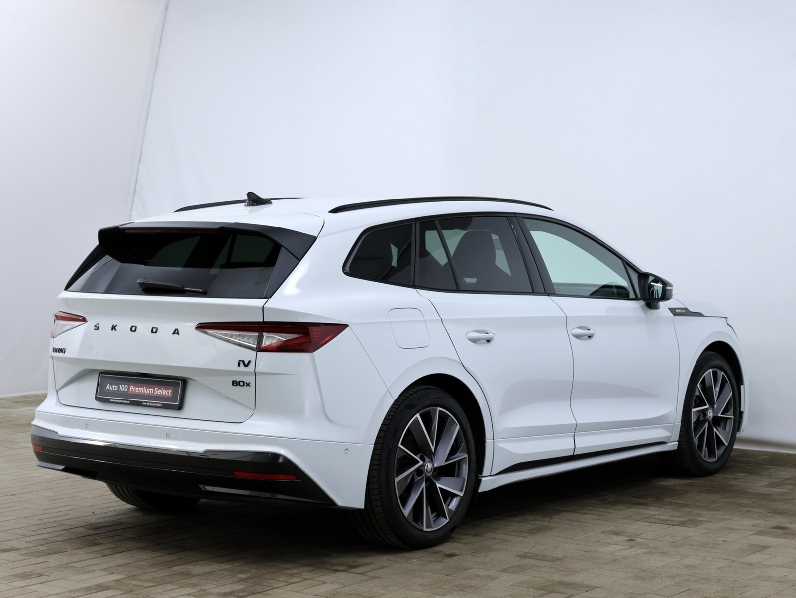 Škoda Enyaq 2022, photo 4/10
