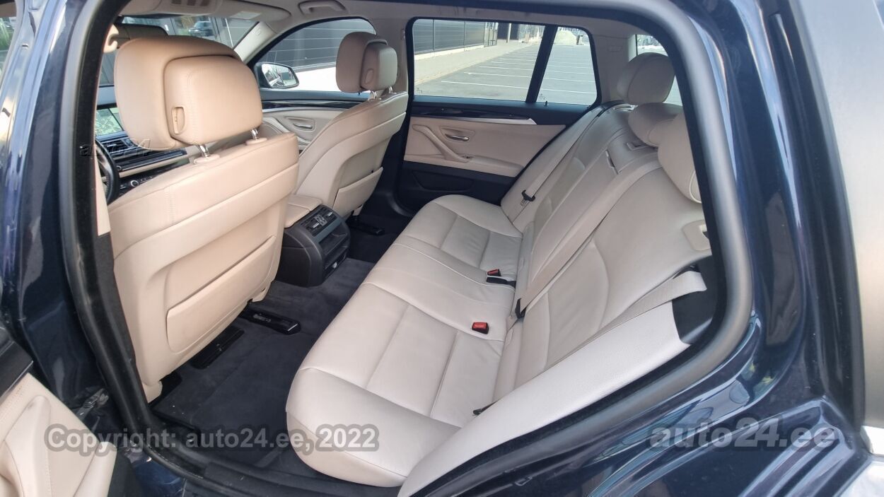 BMW 530 2012, photo 7/9