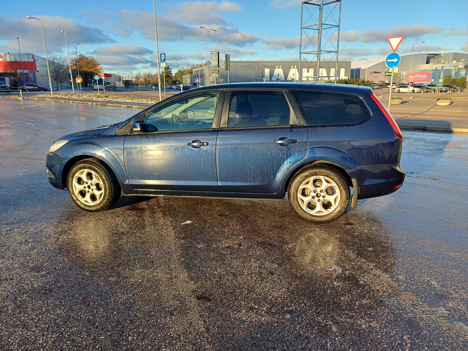 Ford Focus 2010, photo 3/8