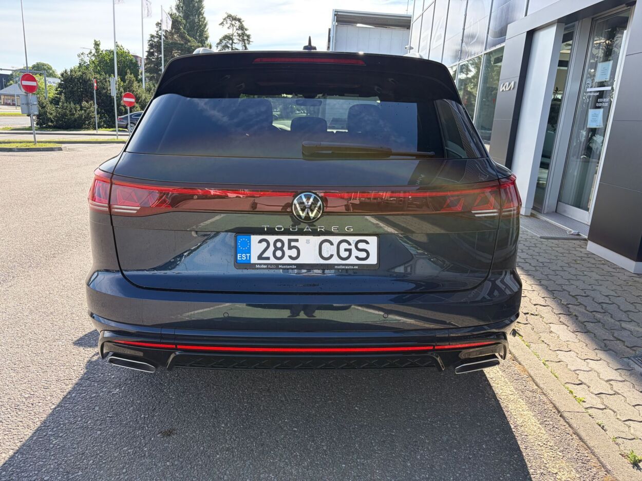 Volkswagen Touareg 2025, photo 3/10