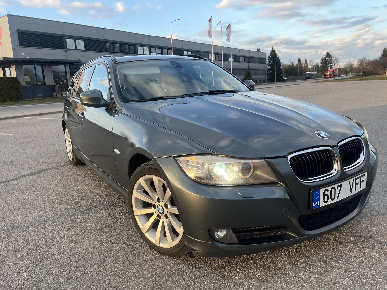 BMW 320 2011, kuva 6/10