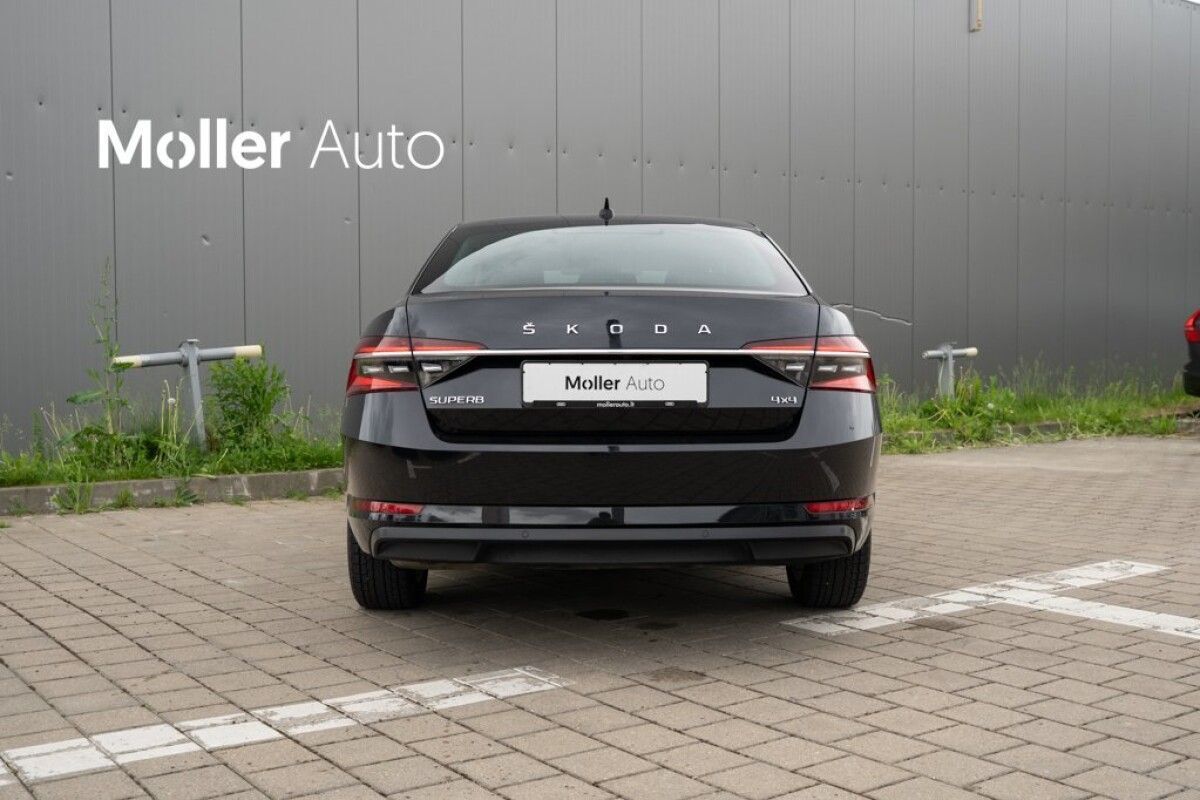 Škoda Superb 2020, photo 5/24