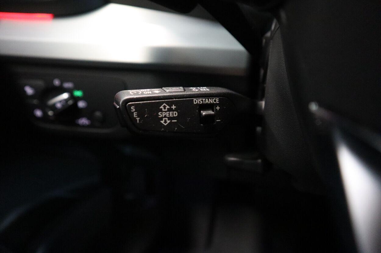 Audi Q5 2024, photo 6/11