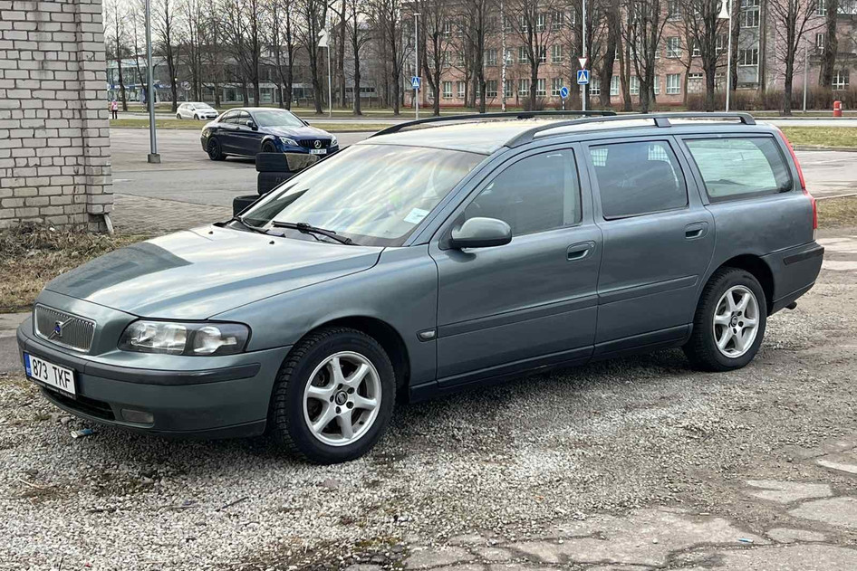 Volvo V70, 2001, 2.4, 125 kW, bensiin, manuaal, esivedu