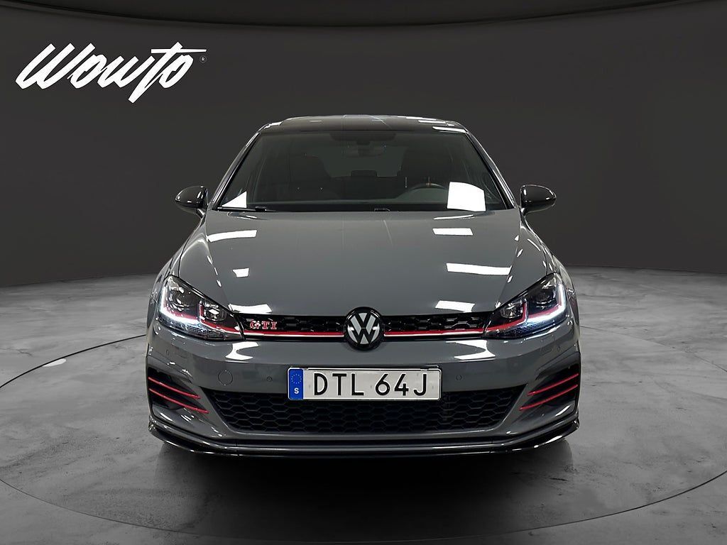 Volkswagen Golf 2019, photo 2/10
