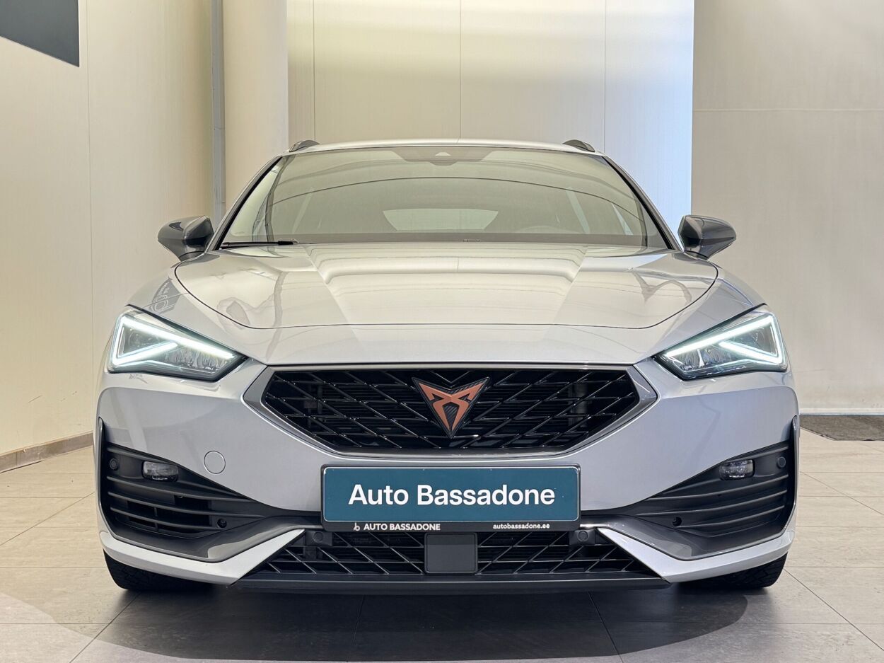 Cupra Leon VZ 4WD 2.0 228kW 2022, photo 2/28