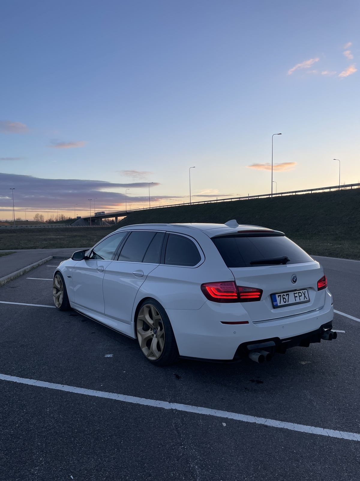 BMW 520 2014, photo 2/10