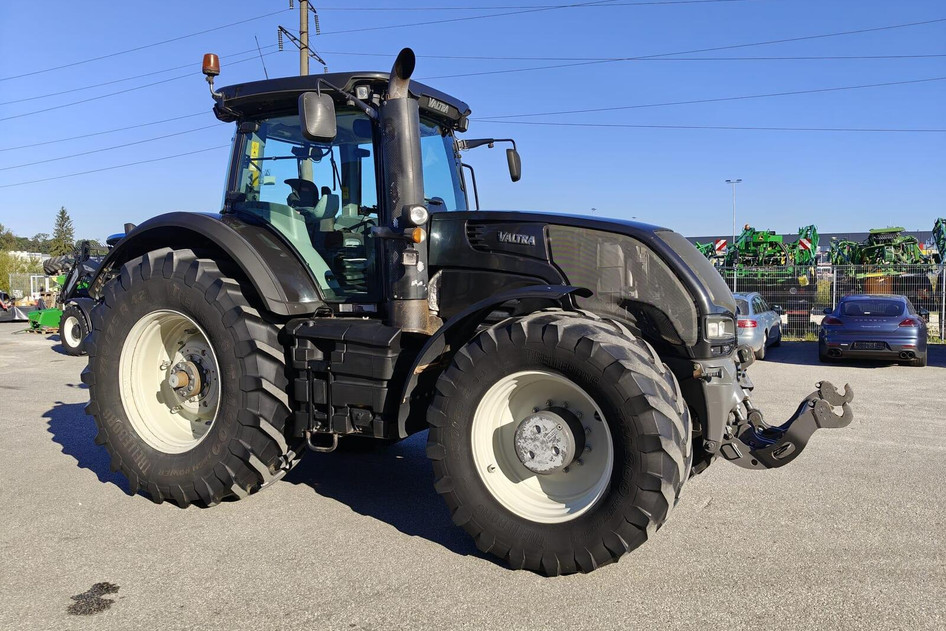 Valtra S353, 262 kW, dīzelis, automātiskā