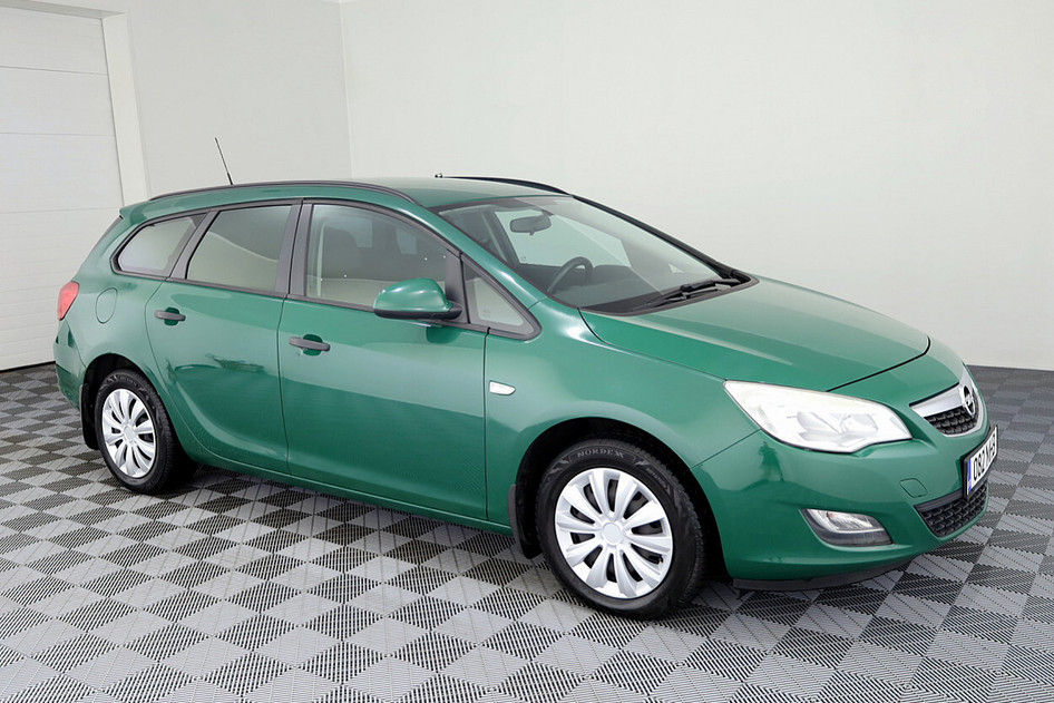 Opel Astra, 2011, 1.4, 140 kW, petrol, manual, front-wheel drive