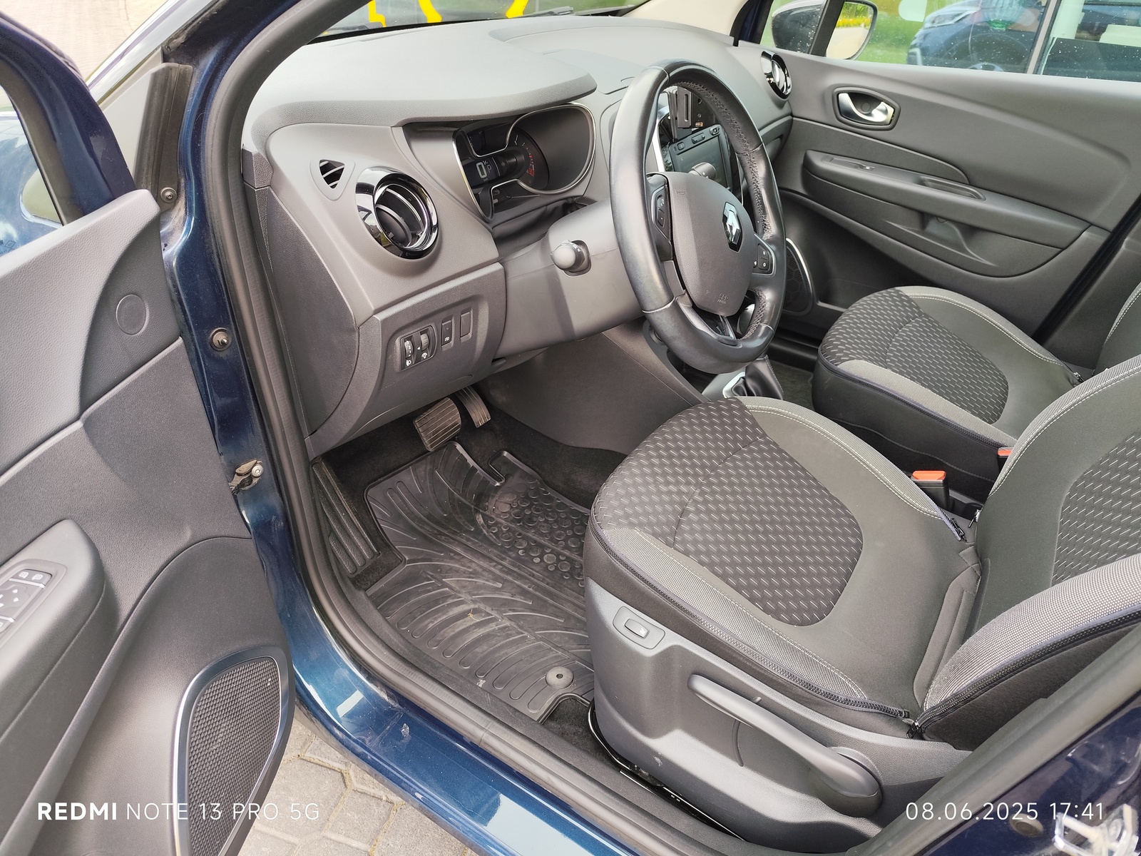 Renault Captur 2019, photo 4/6