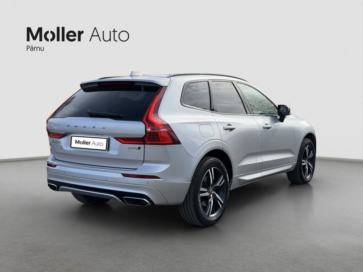 Volvo XC60 2020, photo 2/22
