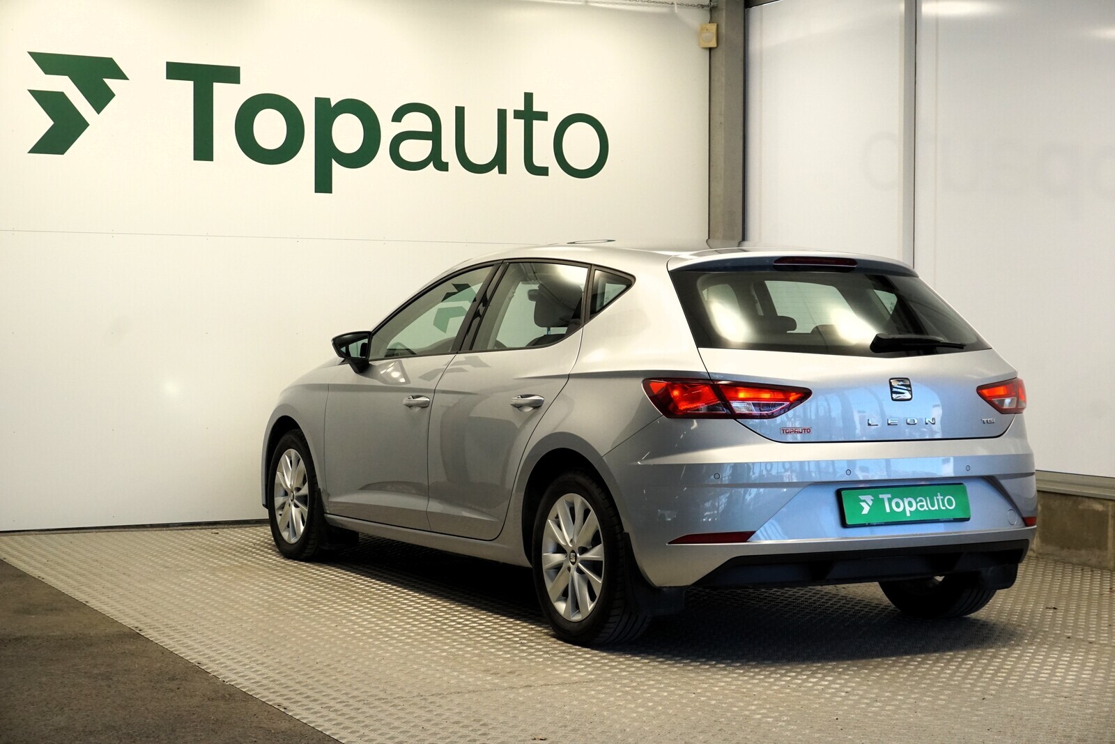 SEAT Leon 2020, kuva 3/16
