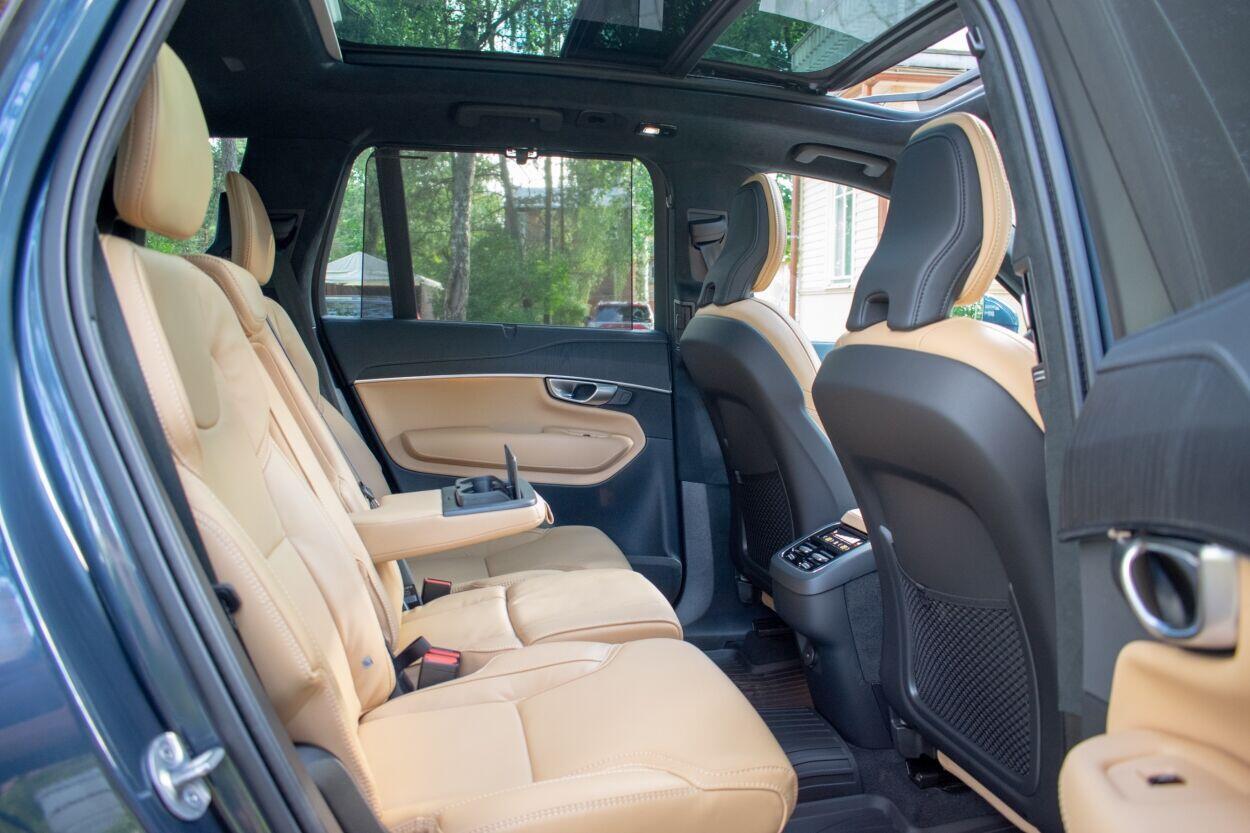 Volvo XC90 2024, photo 4/10