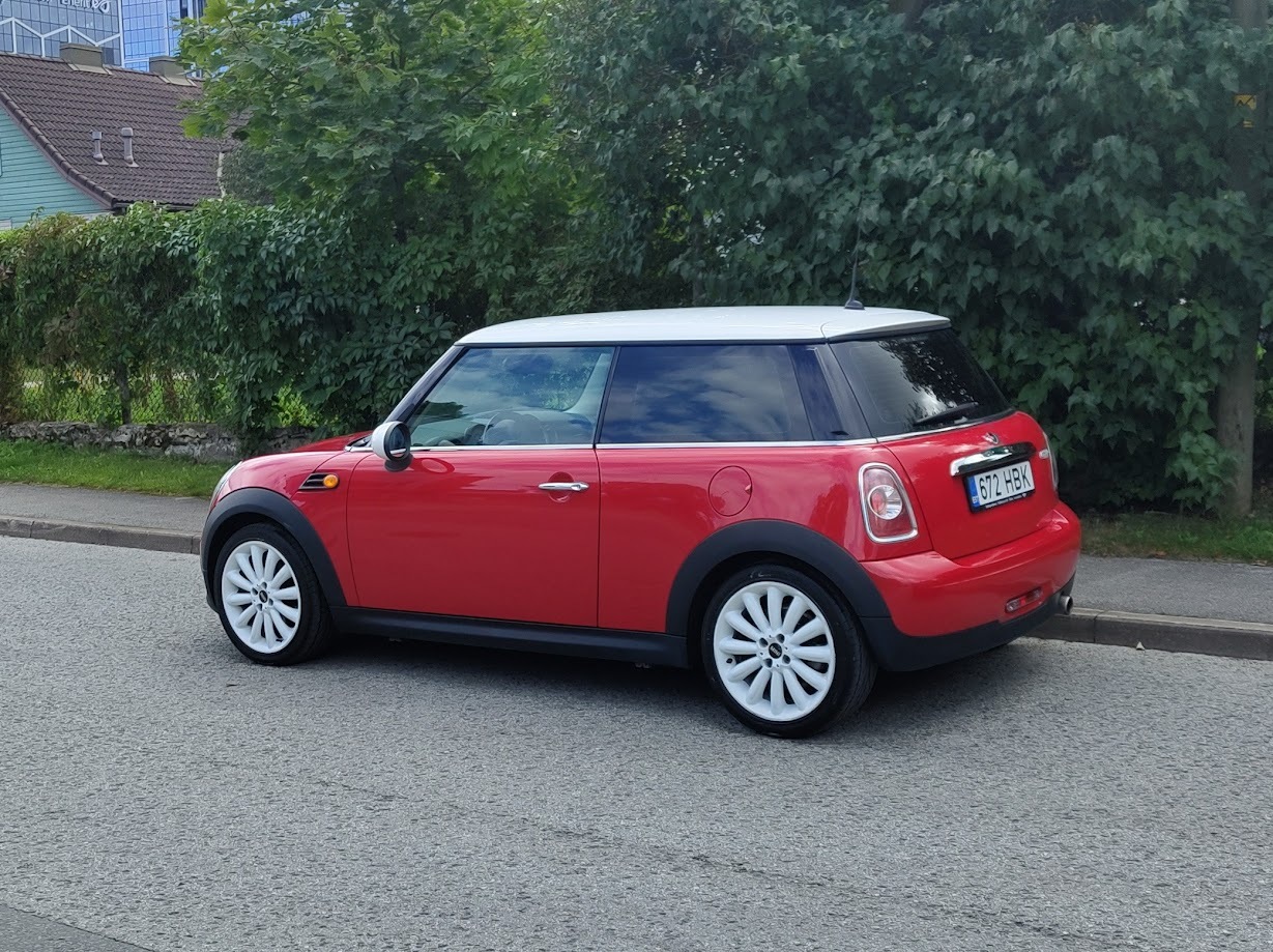 MINI Cooper 2011, kuva 3/6