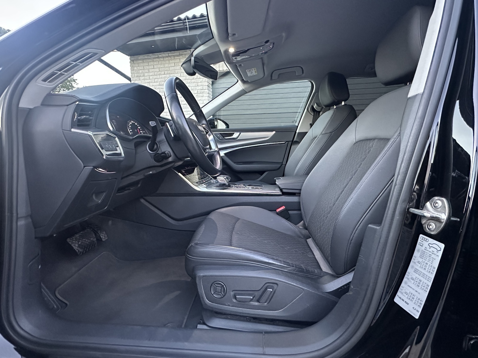 Audi A6 2020, photo 7/10