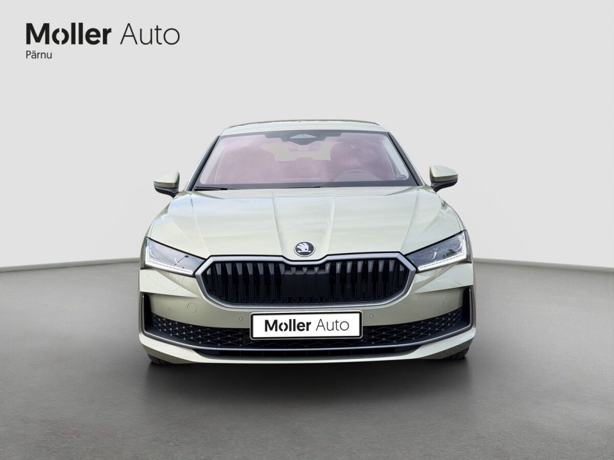 Škoda Superb 2024, photo 3/10