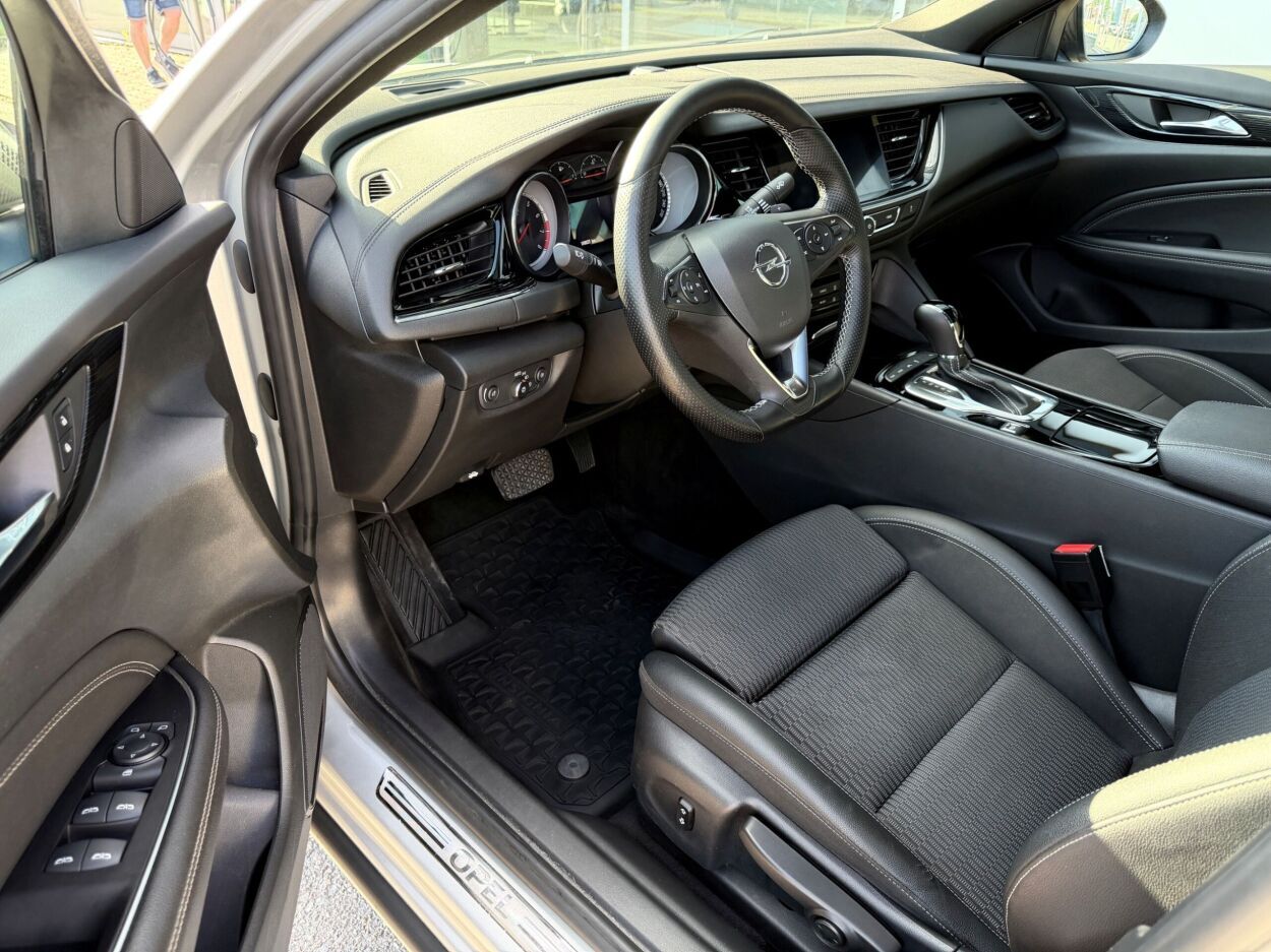 Opel Insignia 2019, kuva 7/10