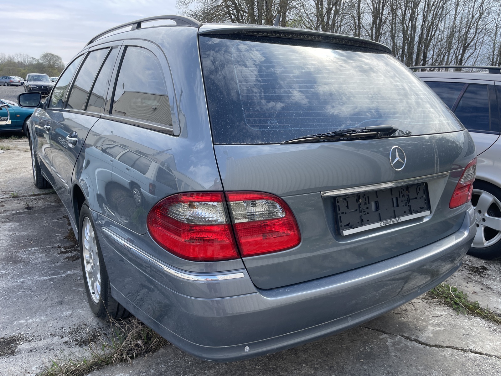 Mercedes-Benz E 320 2007, kuva 6/39