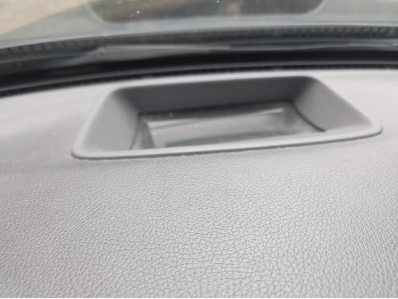 Mercedes-Benz C 200 2016, photo 6/8