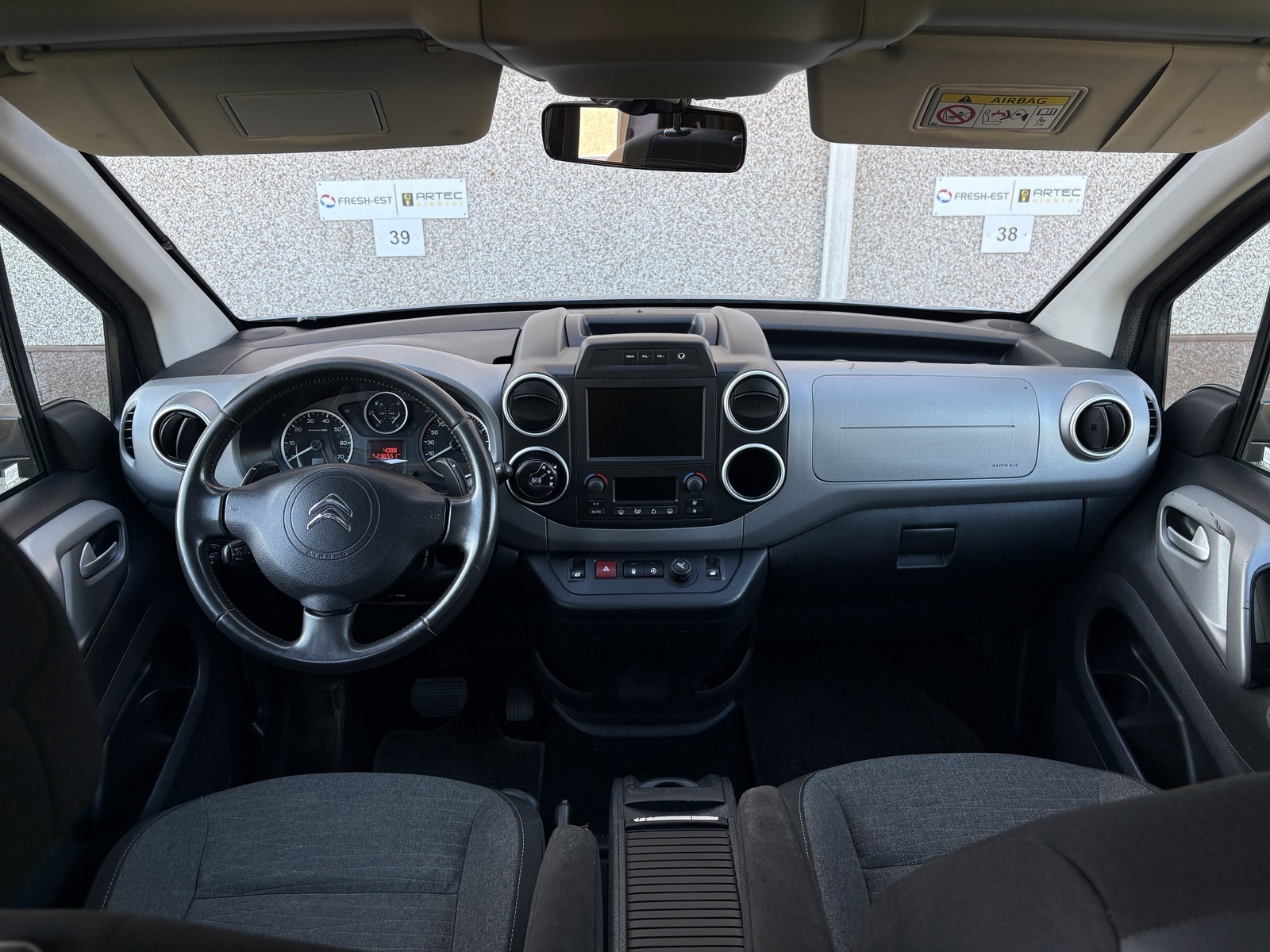 Citroën Berlingo 2016, photo 7/11