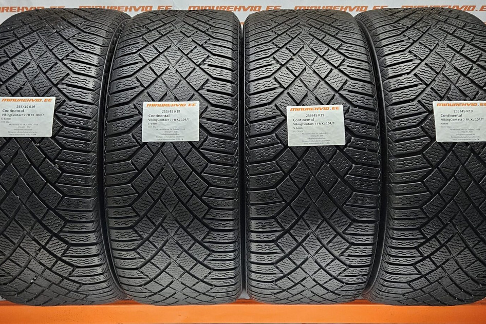 Naudota studless winter tire 255/45R19 Continental VikingContact 7 FR XL 104/T