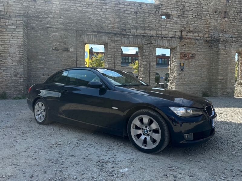 BMW 320 2010, photo 6/10